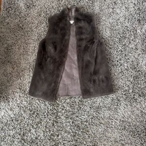 WHISTLES FAUX FUR VEST, SIZE XS, GREY